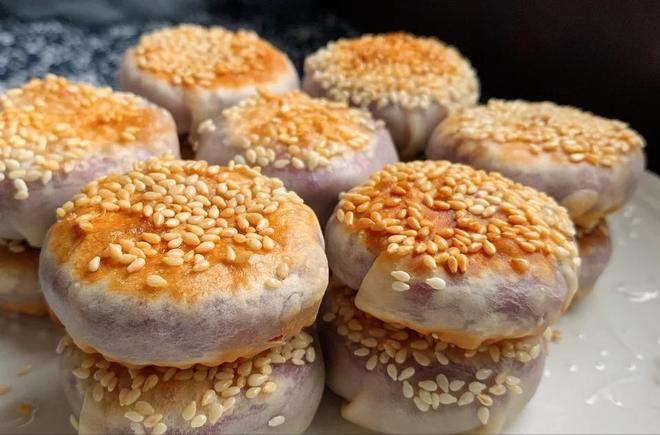 种“冻龄食物”！坚持吃皮肤紧致气色佳麻将胡了app女人要想老得慢多吃4(图1)